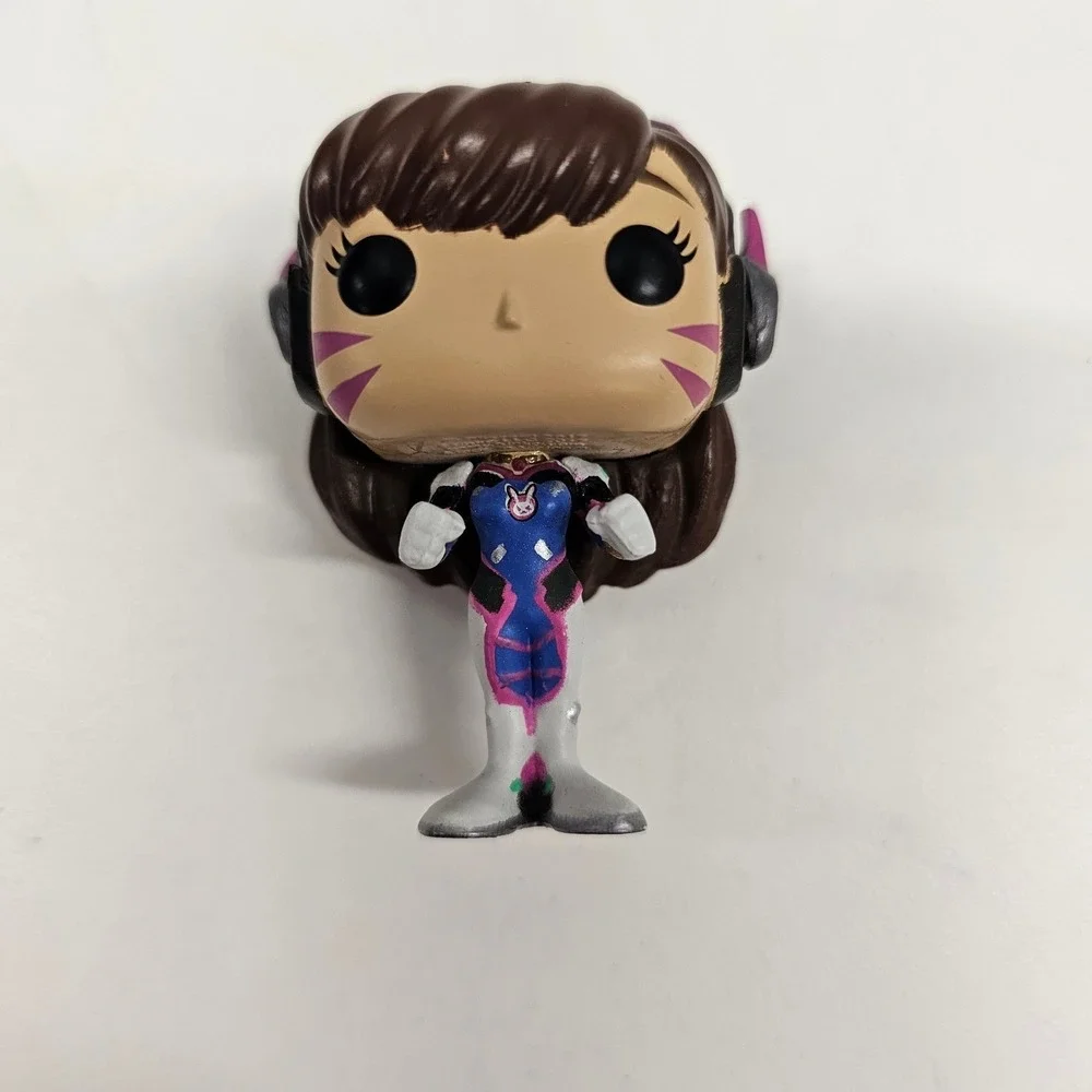 Mini Funko Pop Overwatch D.Va Vinyl Figure 2